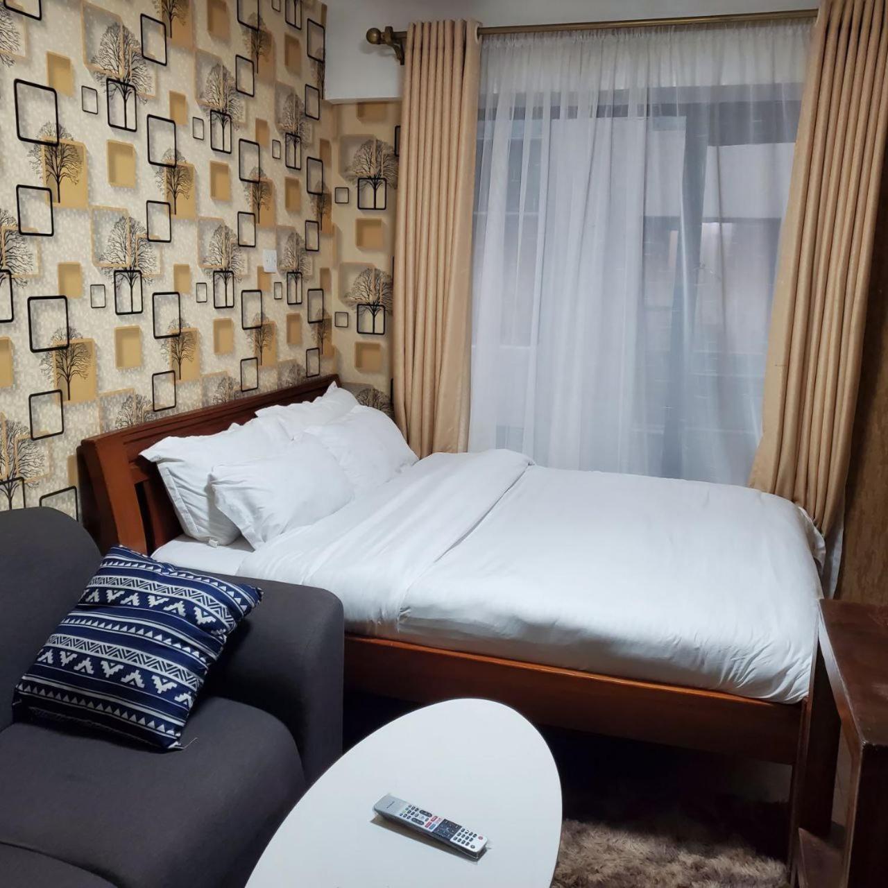 Apartmán Lovely & Cozy Compact Studio Near Airport With Rooftop View Nairobi Exteriér fotografie
