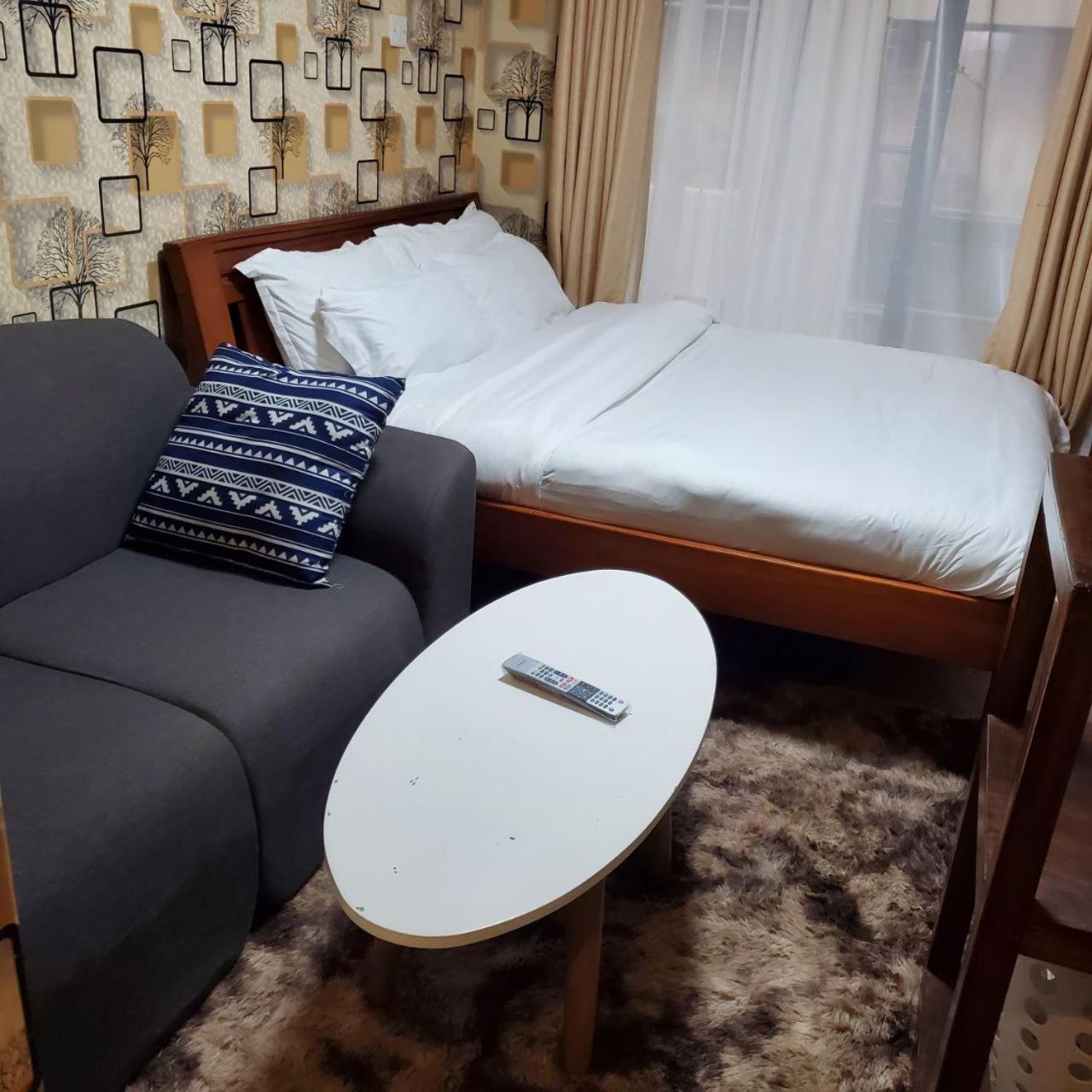 Apartmán Lovely & Cozy Compact Studio Near Airport With Rooftop View Nairobi Exteriér fotografie