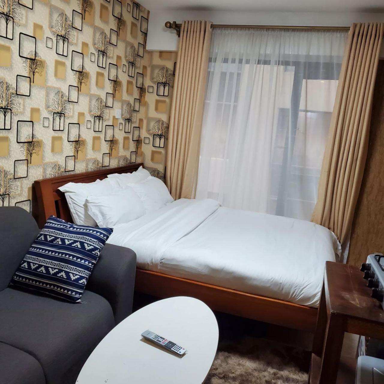 Apartmán Lovely & Cozy Compact Studio Near Airport With Rooftop View Nairobi Exteriér fotografie