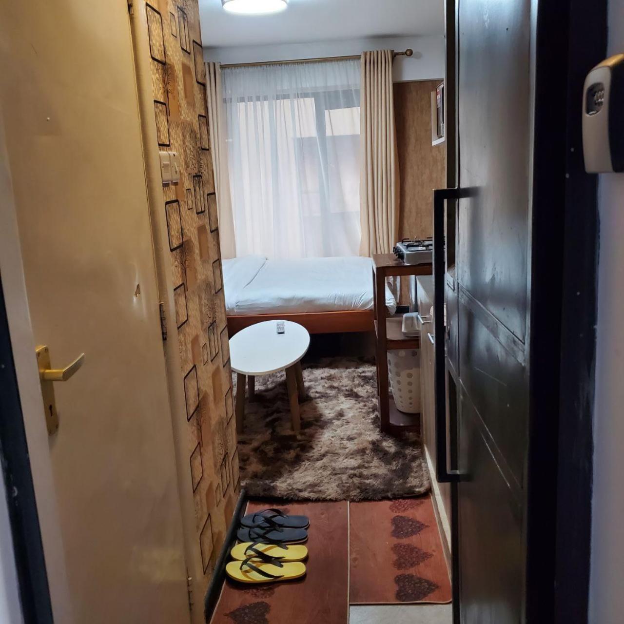 Apartmán Lovely & Cozy Compact Studio Near Airport With Rooftop View Nairobi Exteriér fotografie