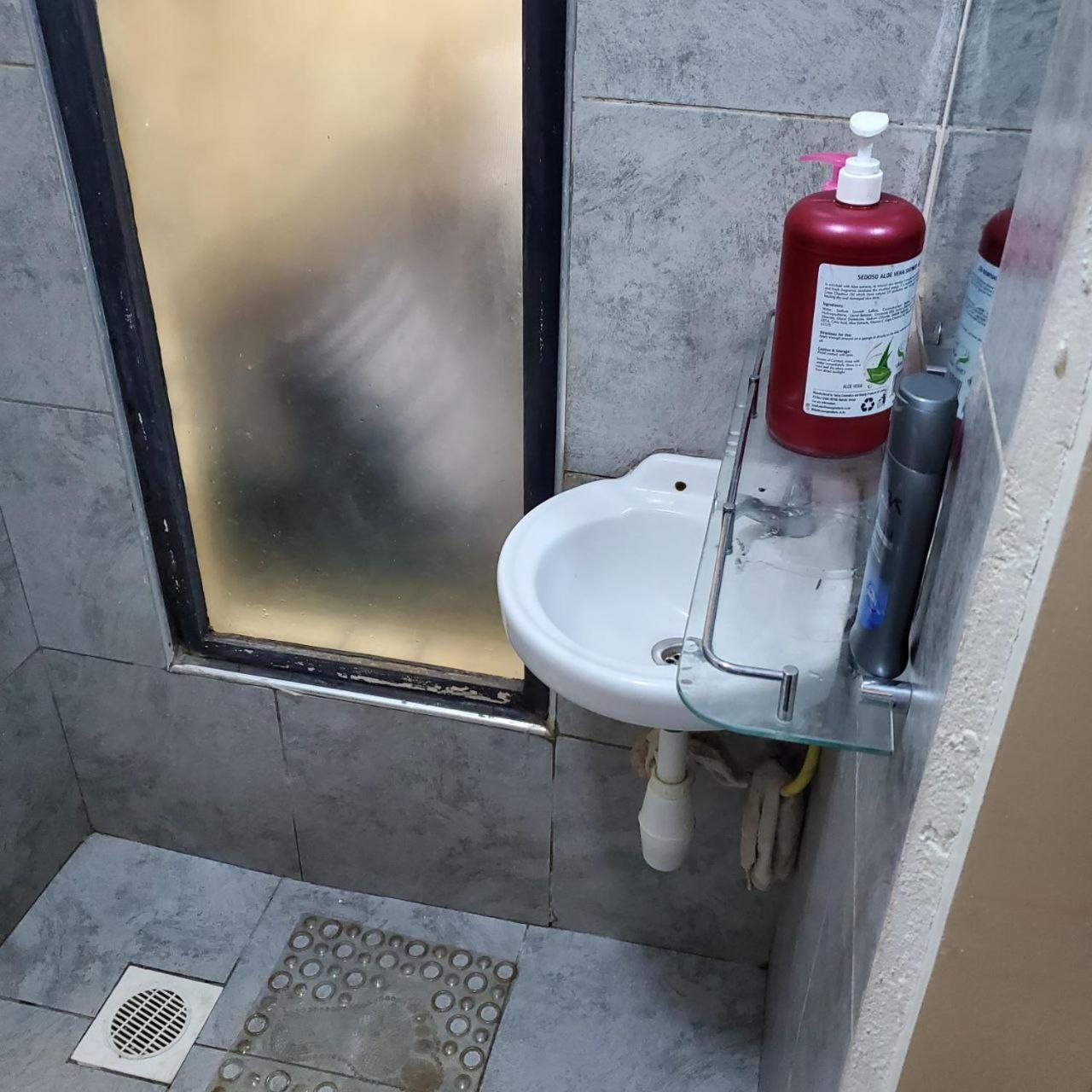 Apartmán Lovely & Cozy Compact Studio Near Airport With Rooftop View Nairobi Exteriér fotografie
